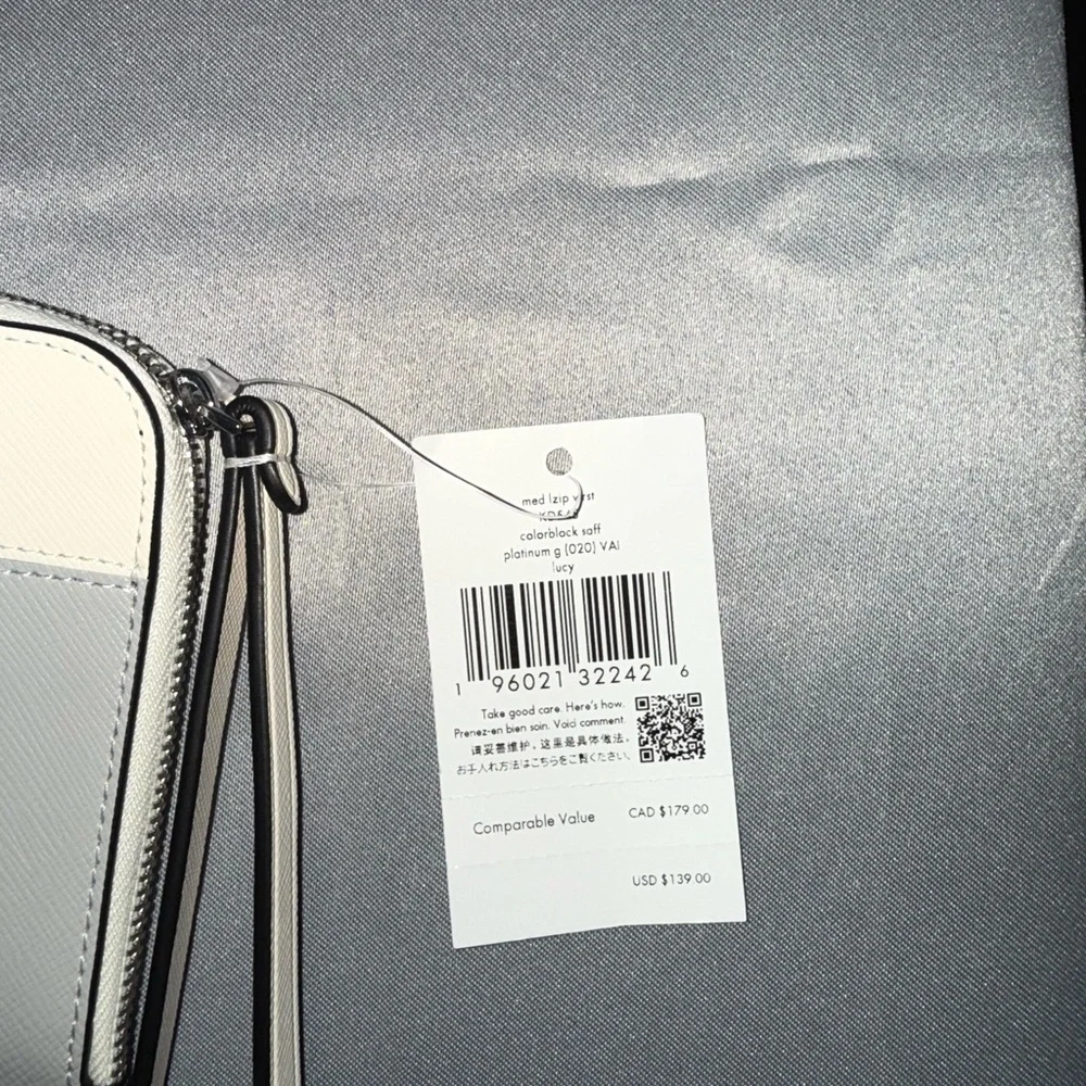 Kate‎ Spade New York Gray & Cream Zip Wristlet Wallet Saffiano Leather NEW